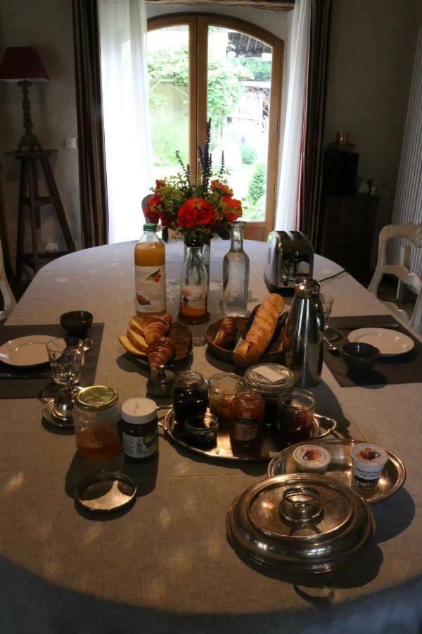Le Bourgis Bed & Breakfast La Chapelle-Montligeon Екстериор снимка